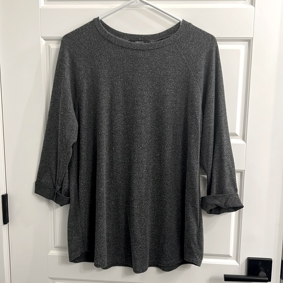Sweaters - Gray Sweater - Size Large